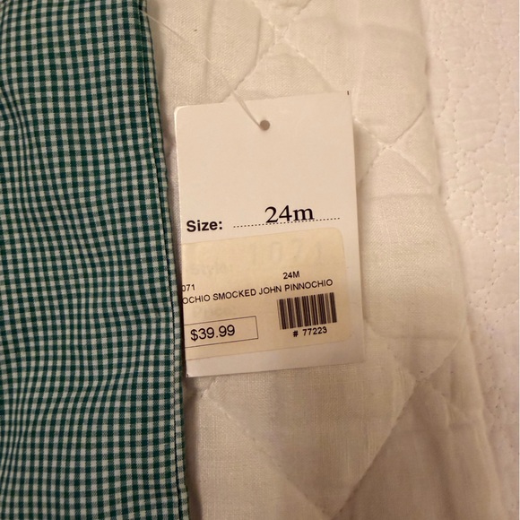 Green gingham Pinocchio smocked John - Picture 4 of 7